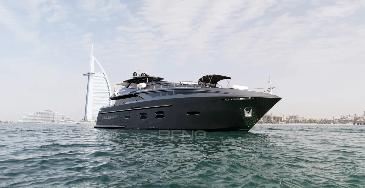 M/Y Santorini cruising past the Burj Al Arab in Dubai